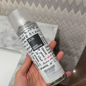 IGK Good Behavior spirulina protein smoothing spray 5.6oz